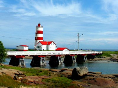 domaine-ensoleille-phare